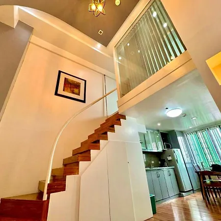 Entire Condo Loft In Mandaluyong
